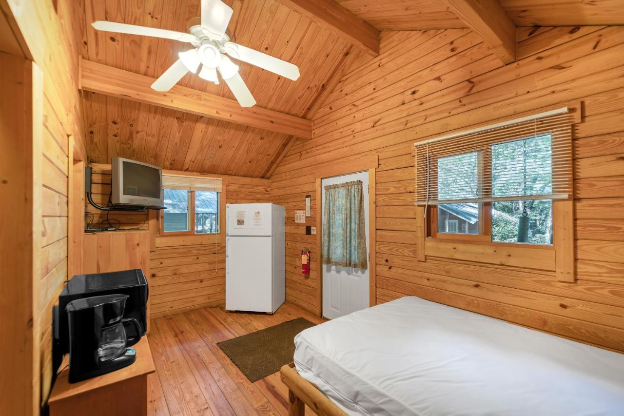 Yogi Bear'S Jellystone Park Camp-Resort Wisconsin Dells Lake Delton Luaran gambar